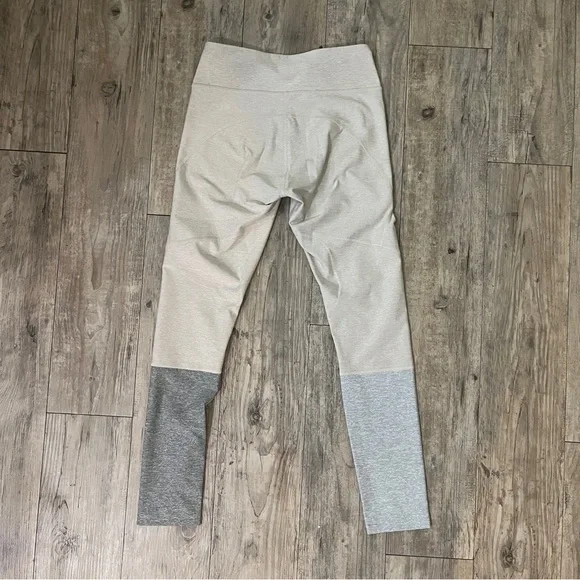 Outdoor Voices Dipped Leggings (small) - Picture 2 of 6
